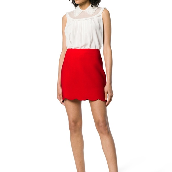 Miu Miu Scalloped Red Mini Skirt Size FR38 - Picture 1 of 5